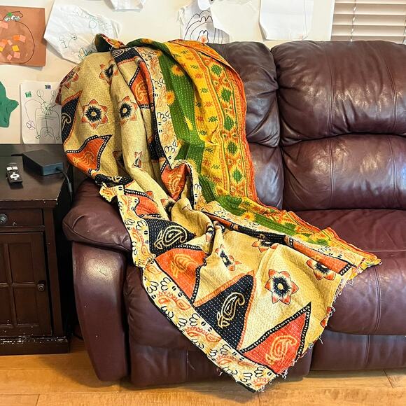 Vintage Kantha Quilt Throw Blanket Handmade Patchwork Floral Boho 86x51 India - Picture 1 of 6